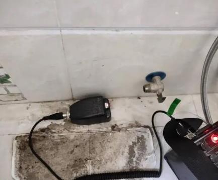 中原屋顶漏水维修公司分享下卫生间漏水的危害及解决方法